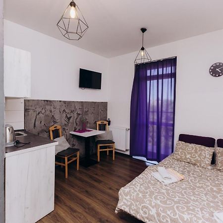 Нові Apartments Біля Жд Вокзалу Ivano-Frankivsk Extérieur photo