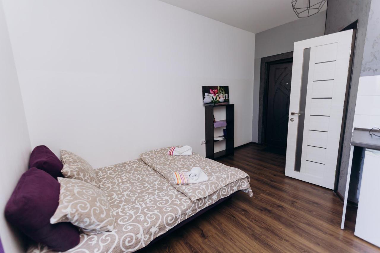 Нові Apartments Біля Жд Вокзалу Ivano-Frankivsk Extérieur photo