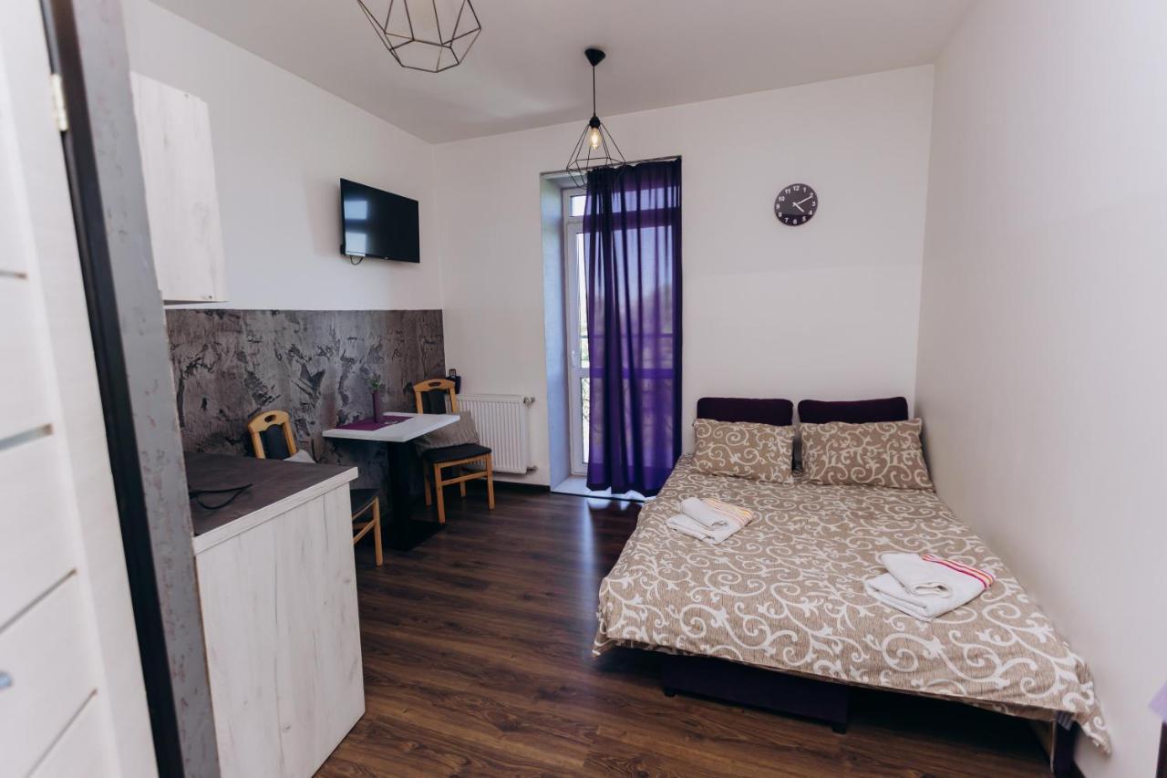 Нові Apartments Біля Жд Вокзалу Ivano-Frankivsk Extérieur photo