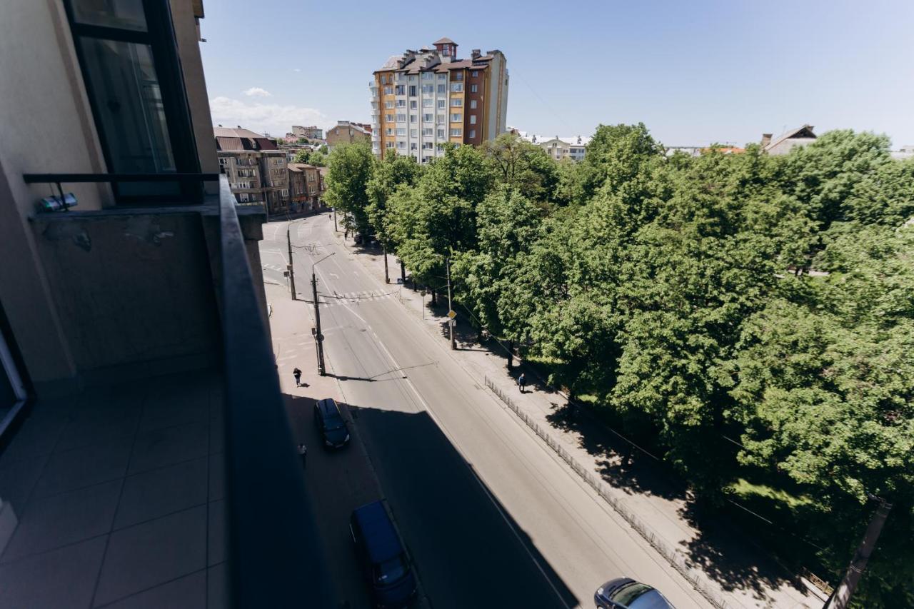 Нові Apartments Біля Жд Вокзалу Ivano-Frankivsk Extérieur photo